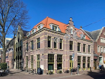 Mooij
